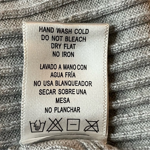 ✅2X Host Pick✅ Love Tree Button Cardigan, Medium - Picture 6 of 9